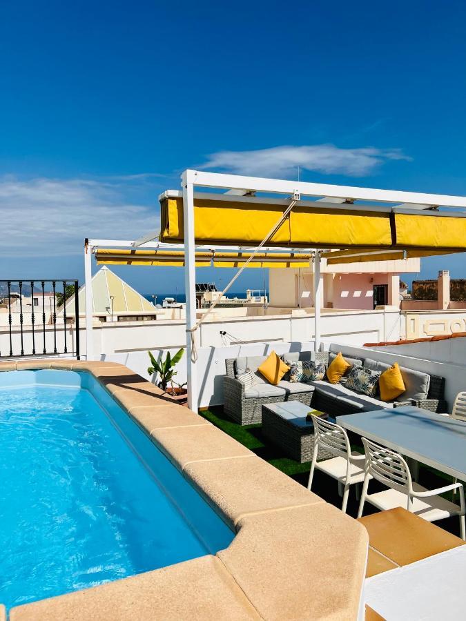内尔哈M&G Acqua Private Pool公寓 外观 照片