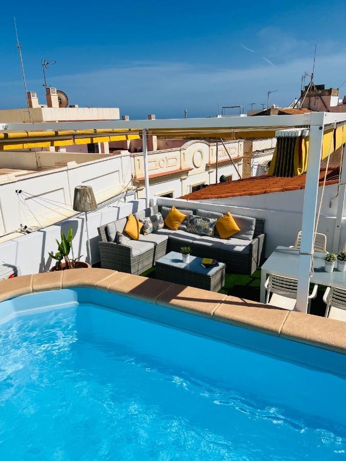 内尔哈M&G Acqua Private Pool公寓 外观 照片